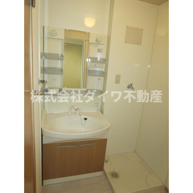 シャルム・大久保の洗面所|※同型タイプ写真になります