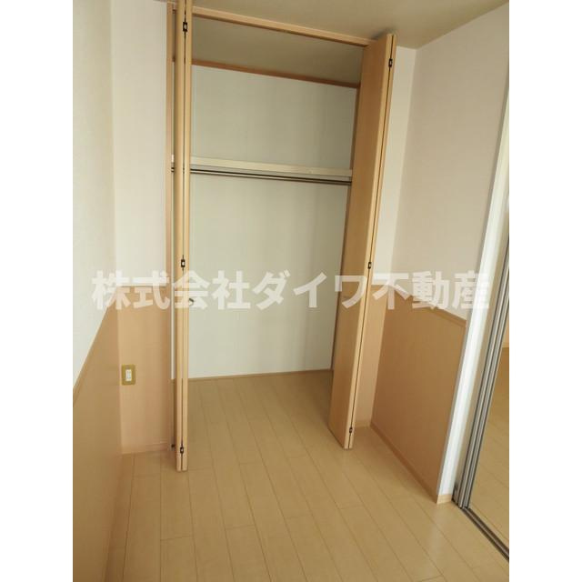 シャルム・大久保の収納|※同型タイプ写真になります