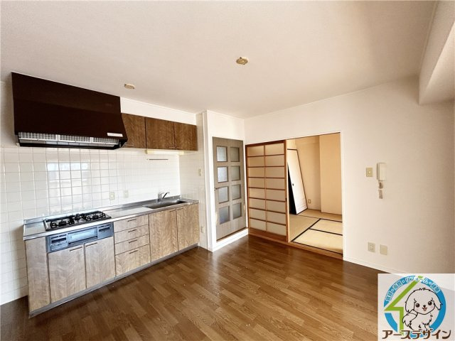 キィーロックハウス