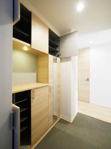 ShaMaison Symphonyの玄関