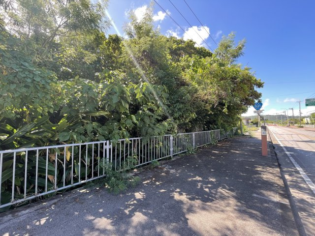 【売地】南城市佐敷仲伊保－１区画の周辺|限定1区画
お気軽にお問合せください♪