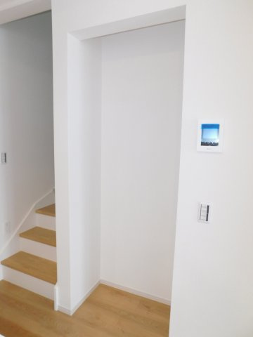 名古屋市瑞穂区萩山町２丁目の新築一戸建の収納|◇リビング収納◇　　リビングがスッキリと片付く収納スペース完備！　