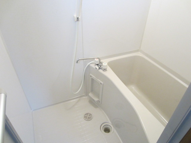 長岡マンションの浴室