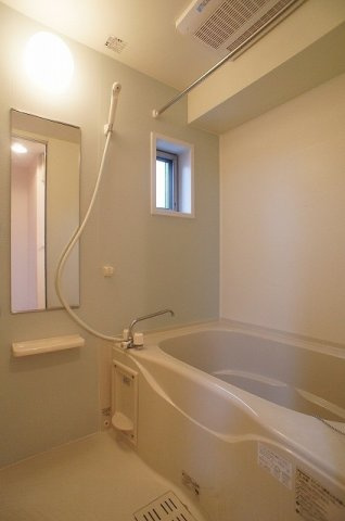 アイ　フリーデの浴室