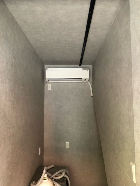 中崎西1丁目店舗の内装