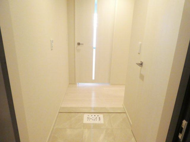 ジオタワー宝塚　グランレジスの玄関