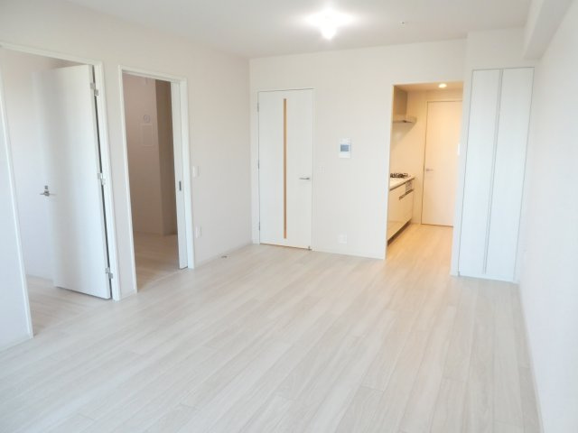 ジオタワー宝塚　グランレジスの居間・リビング