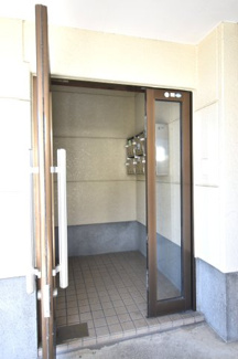 【エントランス】 | ハイツクイーンパレス