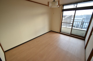 【居間・リビング】 | ハイツクイーンパレス