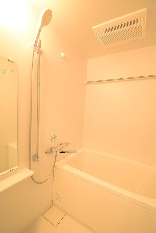 ステージファースト亀戸の浴室|※カラータイプ異なります