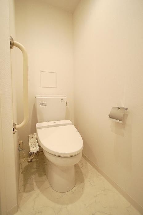 ステージファースト新御徒町のトイレ|落ち着いたトイレです