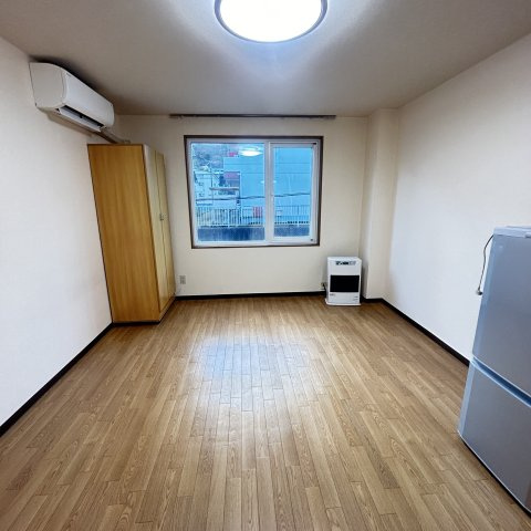 石崎コーポⅢの居間・リビング