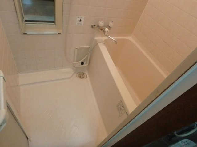 シンシア六本木の浴室|日々の疲れを癒すお風呂付です