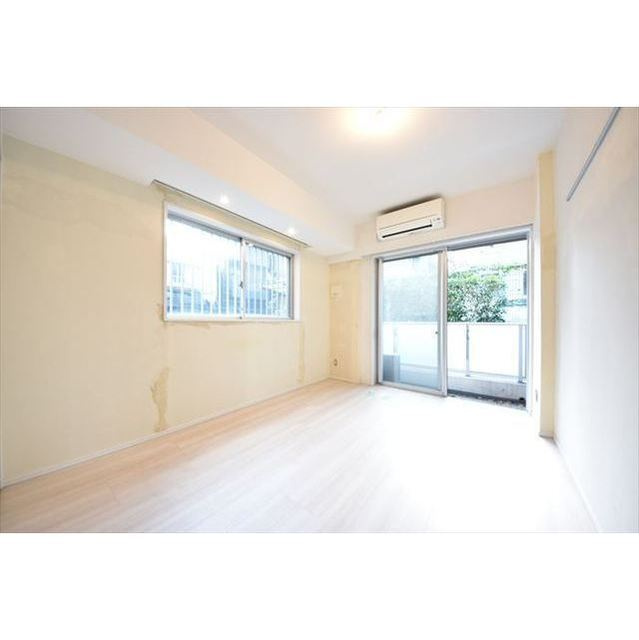 ハーモニーレジデンス清澄白河の内装|明るい色調の室内です