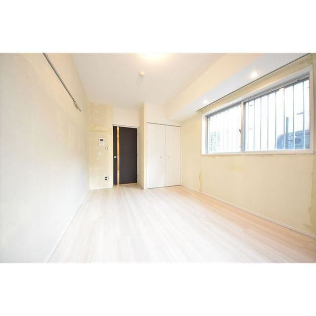 ハーモニーレジデンス清澄白河の内装|明るい色調の室内です