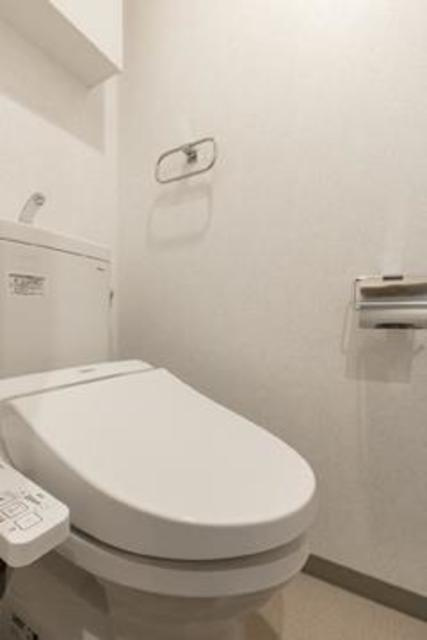 ＡＬＩＶＩＯ西麻布のトイレ|※写真は同タイプ住戸です。