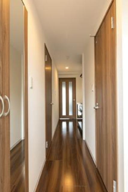 ＡＬＩＶＩＯ西麻布の玄関|※写真は同タイプ住戸です。