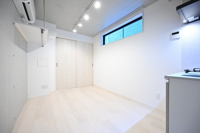 Ｌｅ　Ｎｉｄ　日本橋の居間・リビング|ゆったりとした居間です