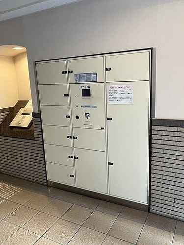 レクセルマンション浅草のエントランス|宅配ボックス　※2025年9月撮影