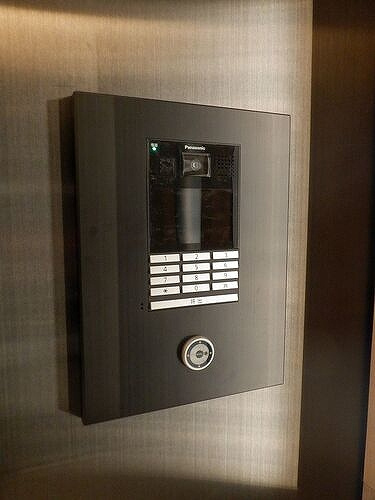 ＲＥＦＲＡＭＥ ５ Ｉｒｉｙａのその他|オートロック　※内覧会2022年10月撮影