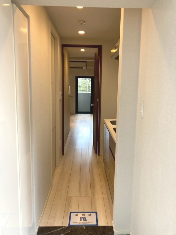 ステージグランデ元浅草の玄関|収納もある玄関です