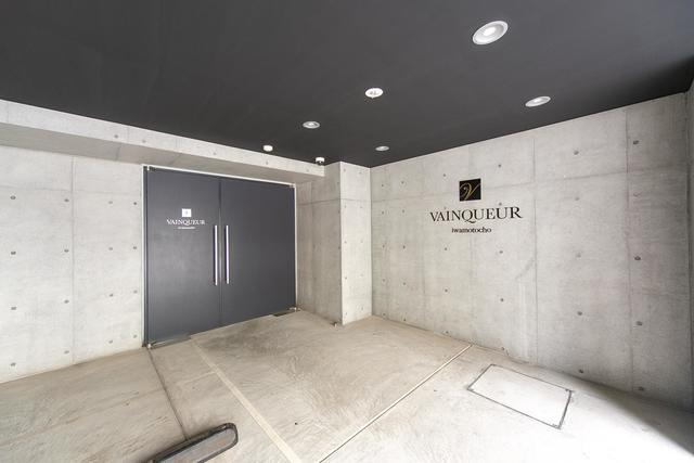 ＶＡＩＮＱＵＥＵＲ　ｉｗａｍｏｔｏｃｈｏのエントランス|エントランスです