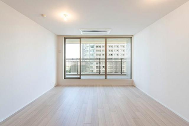 リバーポイントタワーの居間・リビング|※写真は同タイプ住戸です。