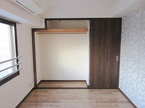 ライオンズガーデン東大島の収納|洋室約6.0畳　クロゼット　※内装前