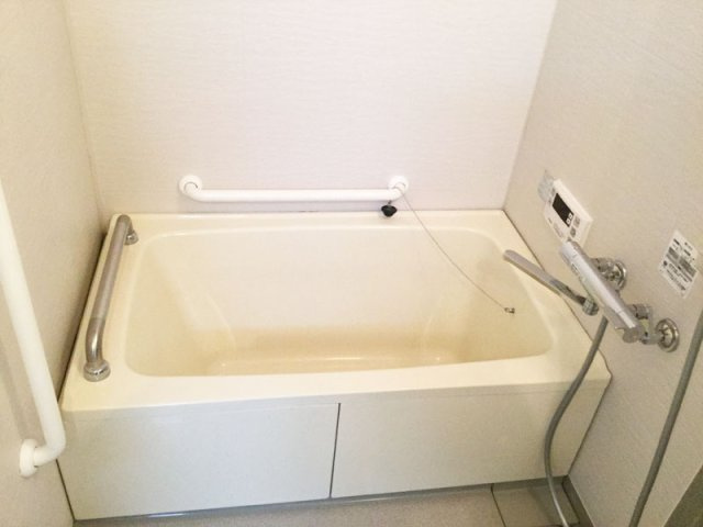 大阪市港区築港２丁目の賃貸マンションの浴室