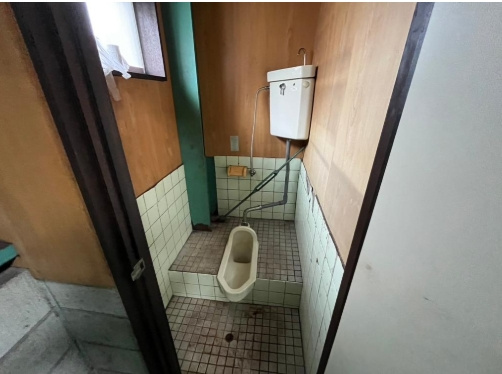 ＫＨＣ倉庫の内装