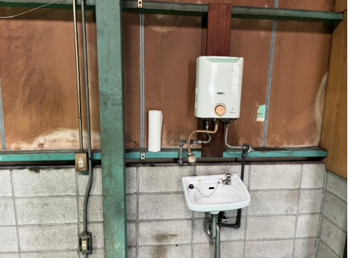 ＫＨＣ倉庫の内装