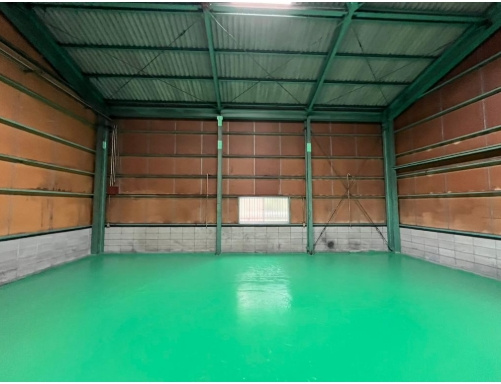 ＫＨＣ倉庫の内装