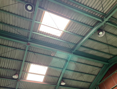 ＫＨＣ倉庫の内装