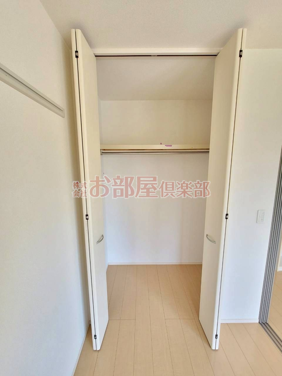 ガーデンヒルズ荒木の収納|ちょっとした収納スペースも充実しています