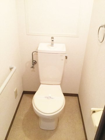 コーシャハイツ港２号棟のトイレ