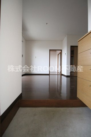 メゾン都原の玄関|シンプルで使いやすい玄関です