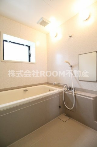 メゾン都原の浴室|コンパクトで使いやすいお風呂です