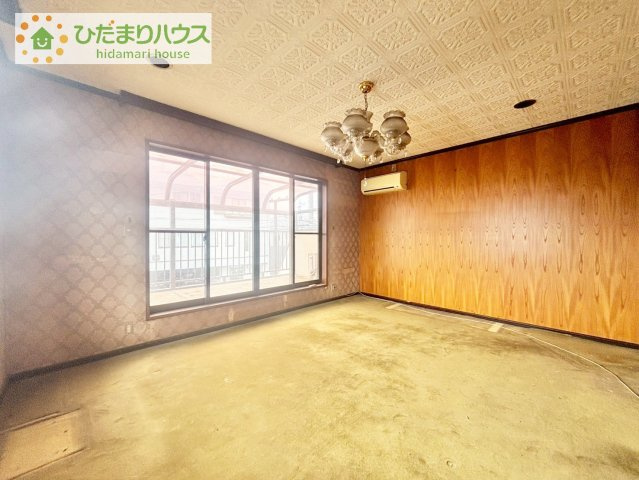 【寝室】 | 常総市水海道森下町　中古戸建 | ゆとりのある主寝室！ご家族全員で寝れちゃいます♪