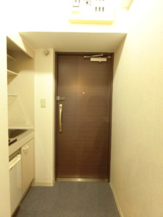 新宿ダイカンプラザＡ館の玄関