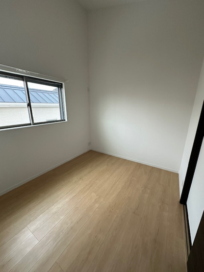 【洋室】 | プルメリア永楽荘3丁目Ⅱ　2号地 | 約5.2帖の洋室！洋室のみの間取りで、こだわりの家具やインテリアもしっくり収まります。