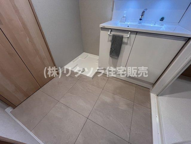 寝屋川コーポラスの脱衣所|■物件内覧・資金計画相談・住宅ローン相談、リフォーム相談、お問合せ受付中■
※当日・翌日のご内覧、ご相談はお電話でのお問合せがスムーズです！