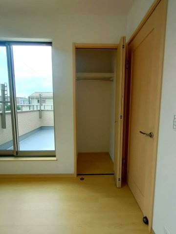 吉川市　美南4丁目　中古戸建の収納|便利な収納スペースです