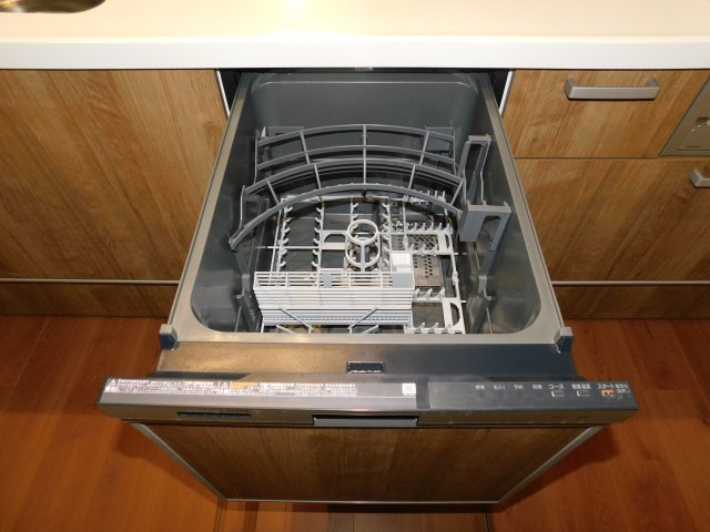 名古屋市瑞穂区萩山町２丁目の新築一戸建のキッチン|◇食洗機◇　　家事の負担を軽減する便利な食洗機付き！