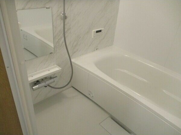 クロノスの浴室