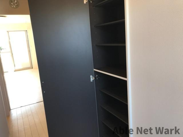 Ｌａｕｒｉｅｒ（ローリエ）の収納|シューズボックス