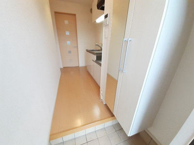 【玄関】 | エスカーザ | ゆったりとした玄関です