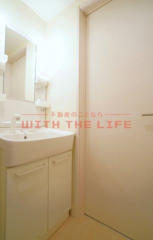 楓【キャッシュバック対象物件】の独立洗面台|朝の身支度には欠かせない独立洗面化粧台