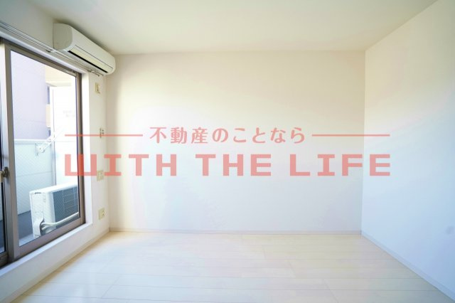 楓【キャッシュバック対象物件】の寝室|落ち着いた色調の寝室です