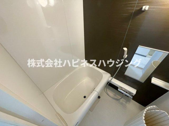 INSURANCE(インシュランス)BLDG.(ビルディング)ⅩⅢ(サーティーン)河原塚の浴室