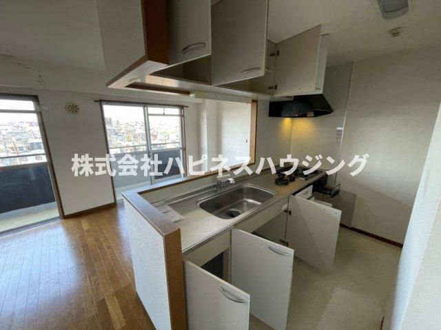 INSURANCE(インシュランス)BLDG.(ビルディング)ⅩⅢ(サーティーン)河原塚のキッチン